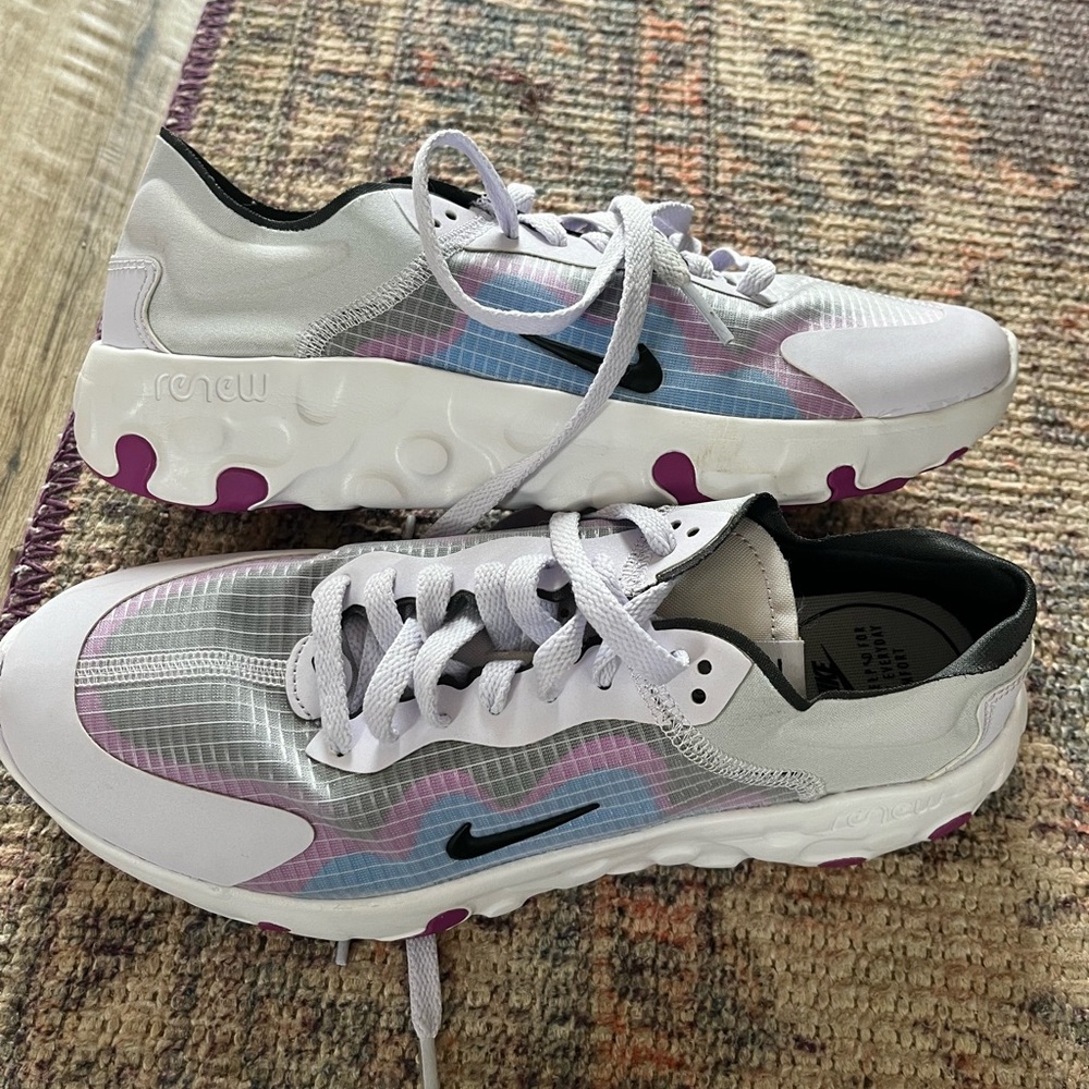 Nike Renew 9.5 light lilac